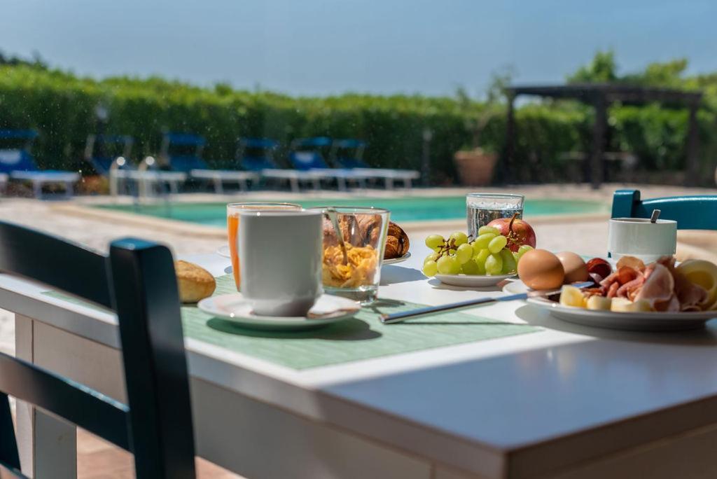 Sisula Country Hotel & Spa Orosei Εξωτερικό φωτογραφία